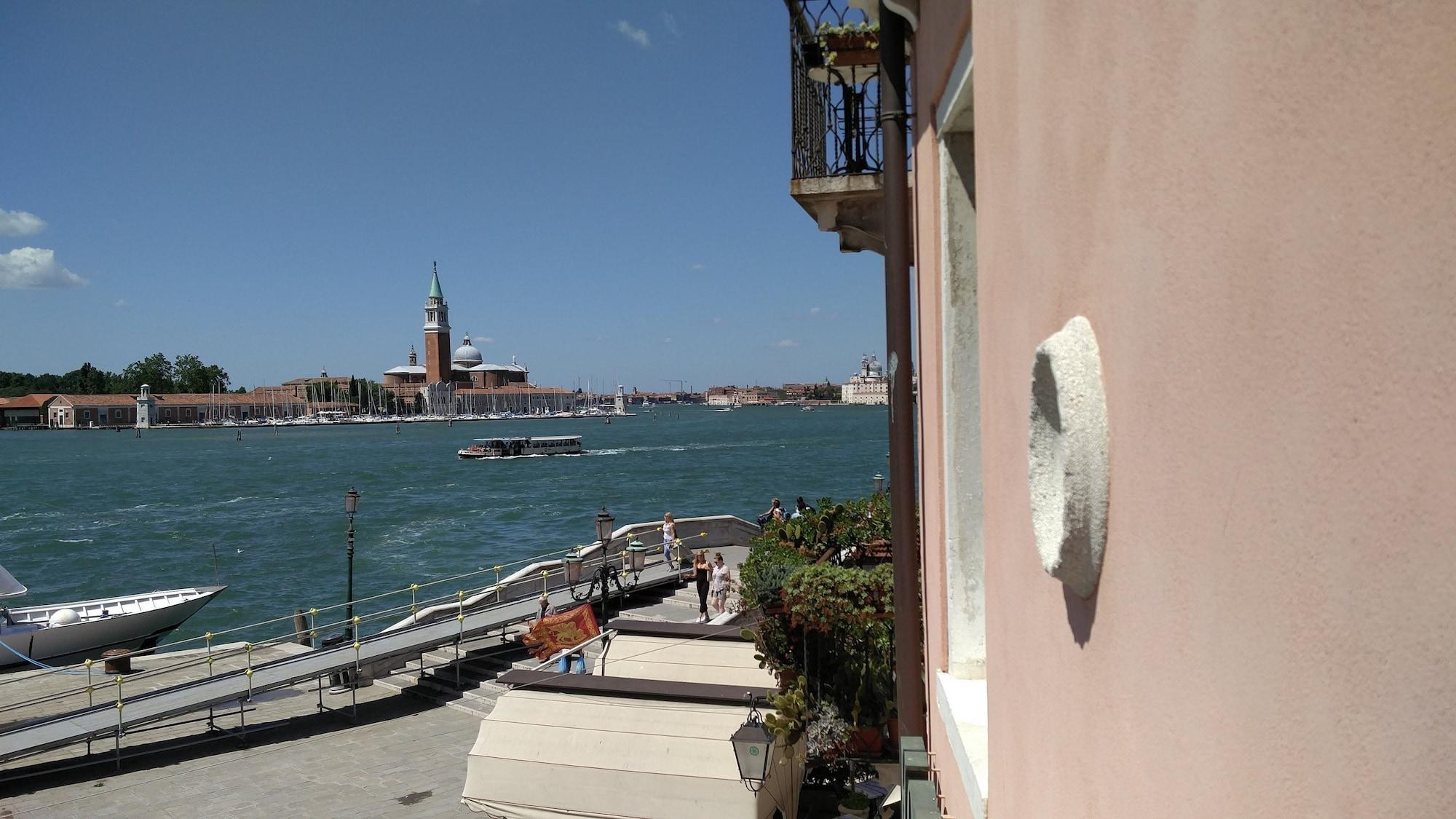 Hotel Ca' Formenta Venice Exterior photo